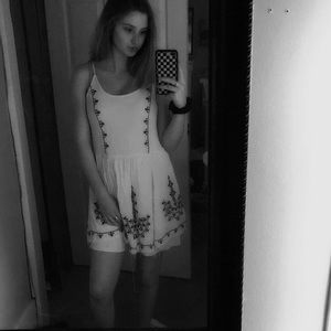 White and navy blue flowy dress